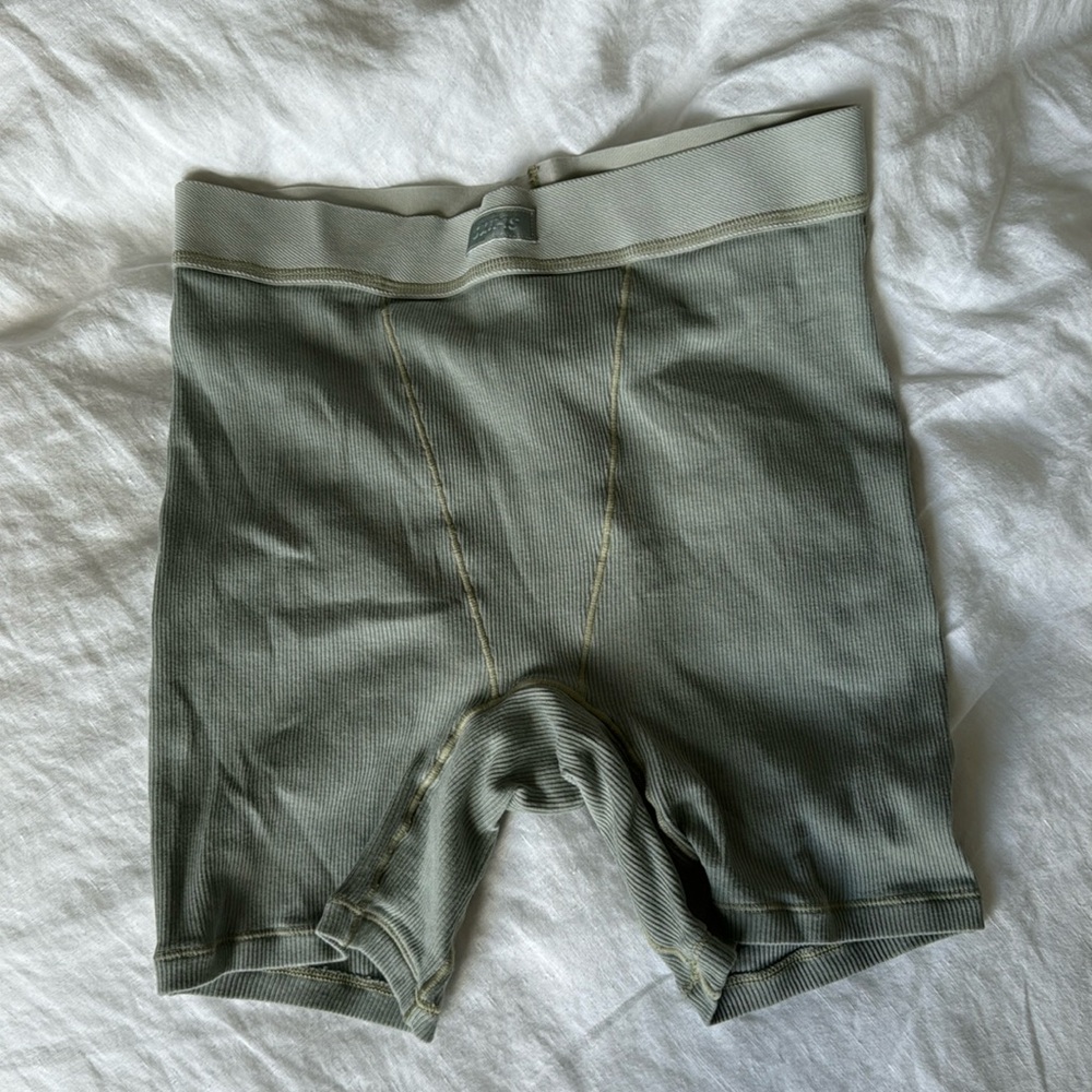 SKIMS Cottom Ribbed Boxer shorts